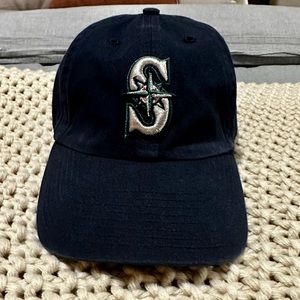 Seattle Mariners Strap back Hat!